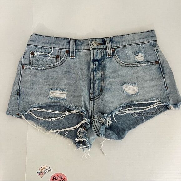 UO BDG Essential Mid-Rise Denim Short Blue Size 25W Frayed Jean Shorts Thrashed - Picture 13 of 13